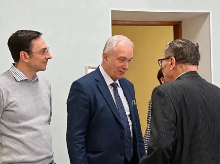 В ГНЦ ФМБЦ им. А.И. Бурназяна ФМБА России отметили День старшего поколения