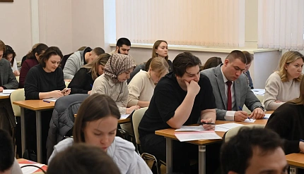 В МБУ ИНО ГНЦ ФМБЦ им.А.И.Бурназяна ФМБА России состоялся кандидатский экзамен по истории и философии науки