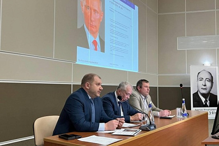 Встреча генерального директора Центра, члена-корреспондента РАН А.С. Самойлова с научным коллективом