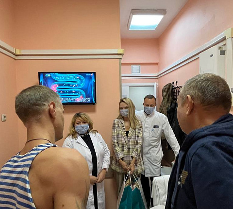 ФМБЦ им.А.И. Бурназяна поздравил пациентов с Днем Героев Отечества