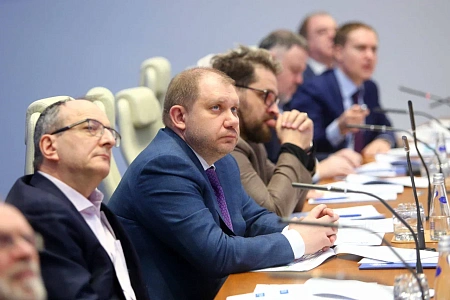 Генеральный директор ГНЦ ФМБЦ им.А.И. Бурназяна ФМБА России Александр Самойлов принял участие в заседании Общественного совета Госкорпорации «Росатом»