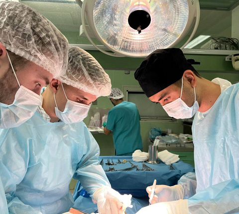 Хирурги ГНЦ ФМБЦ им. А.И.Бурназяна ФМБА России выполнили 600-ю трансплантацию печени