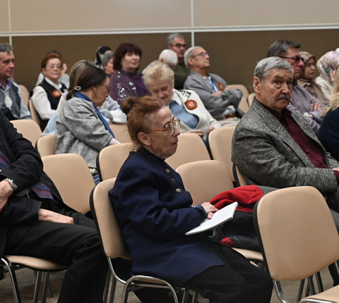 В ФМБЦ им.А.И.Бурназяна состоялось торжественное мероприятие, посвященное 80-летию Победы в Великой Отечественной войне