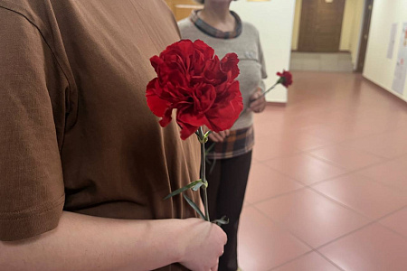 Сотрудники ФМБЦ им.А.И. Бурназяна почтили память ветеранов Великой Отечественной войны