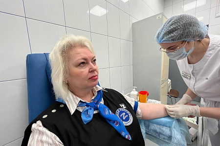 Единороссы северо-запада Москвы приняли участие в донорской акции #ДавайВступай