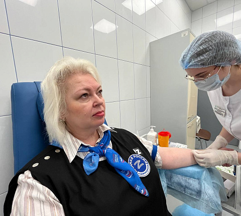 Единороссы северо-запада Москвы приняли участие в донорской акции #ДавайВступай