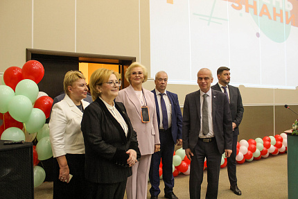 Вероника Скворцова поздравила с Днем знаний ординаторов и студентов ФМБЦ им.А.И. Бурназяна