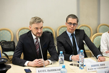 В Общественной палате обсудили проблемы молодых ученых