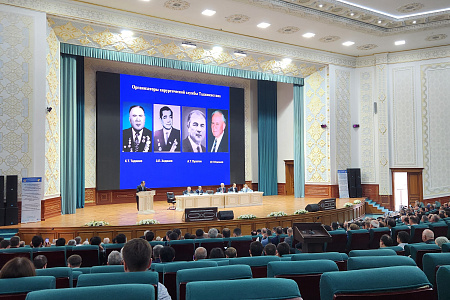 Хирурги ФМБЦ им.А.И. Бурназяна приняли участие в XXX Международном конгрессе гепатопанкреатобилиарных хирургов стран СНГ  в г. Душанбе