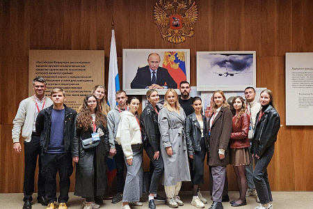 Ординаторы МБУ ИНО посетили павильон «АТОМ» на ВДНХ