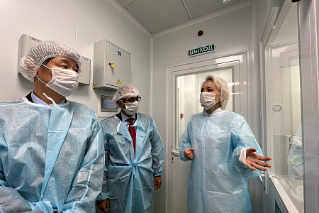 Делегация МАГАТЭ посетила ФМБЦ им.А.И. Бурназяна