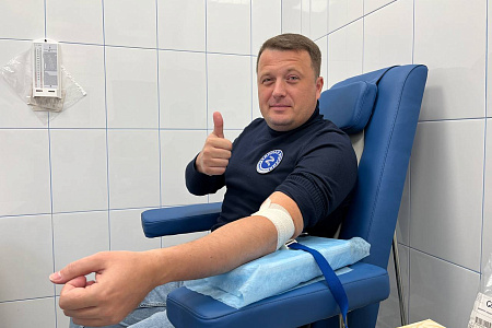 Единороссы северо-запада Москвы приняли участие в донорской акции #ДавайВступай