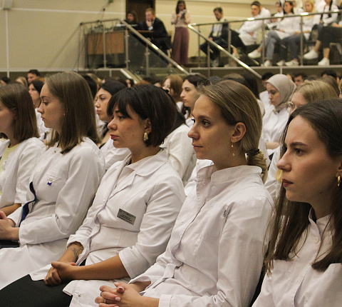 Вероника Скворцова поздравила с Днем знаний ординаторов и студентов ФМБЦ им.А.И. Бурназяна