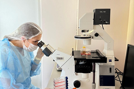 Ученые-биотехнологи из Республики Казахстан прошли обучение по разработке инновационных клеточных продуктов в ГНЦ ФМБЦ им.А.И. Бурназяна ФМБА России