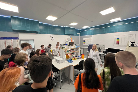 Участники Всероссийского конкурса "Большая перемена" посетили Центр биомедицинских и аддитивных технологий