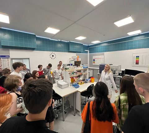 Участники Всероссийского конкурса "Большая перемена" посетили Центр биомедицинских и аддитивных технологий