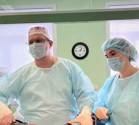 Хирурги ФМБЦ им.А. И. Бурназяна удалили опухоль весом почти в 20 кг