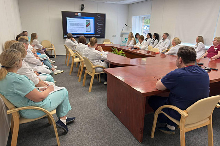 Для сотрудников медучреждений и научных организаций ФМБА России прошла лекция о современных видах мошенничества