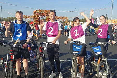 ФМБЦ им.А.И. Бурназяна на Московском осеннем велофестивале