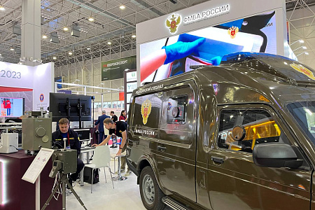 Электронные системы медосмотров и мобильные комплексы. ФМБЦ им. А.И. Бурназяна на форуме "Армия-2023"