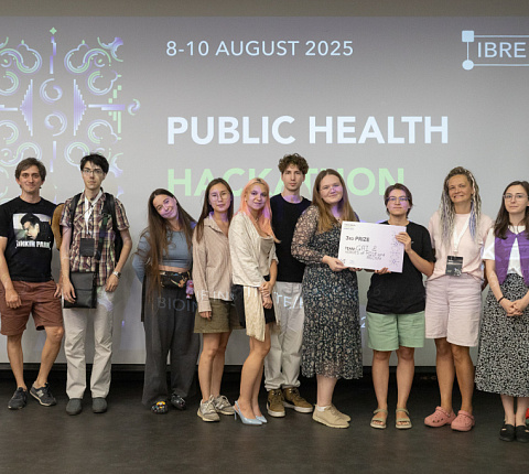 Ученый ФМБЦ им.А.И. Бурназяна ФМБА России принял участие в Хакатоне Общественного здоровья - 2025 в Казахстане