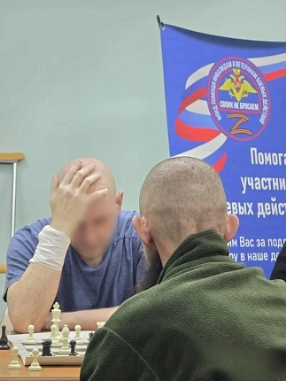 Ход конём к восстановлению: как шахматы помогают нашим защитникам возвращать равновесие  Служба психологической помощи ФМБЦ им. А.И. Бурназяна продолжает внедрять современные и бережные подходы к поддержанию психоэмоционального состояния наших защитников