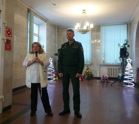 В ФМБЦ им.А.И. Бурназяна состоялся праздничный концерт для военнослужащих