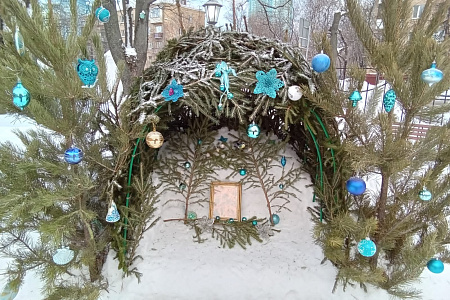 В храмовом корпусе во имя святителя Луки Крымского ФМБЦ им. А.И.Бурназяна ФМБА России 6 января 2023 года   в Рождественский Сочельник прошло уставное богослужение