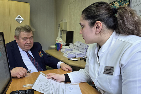 В ФМБЦ им. А.И. Бурназяна завершилась плановая диспансеризация ветеранов СЗАО г.Москвы