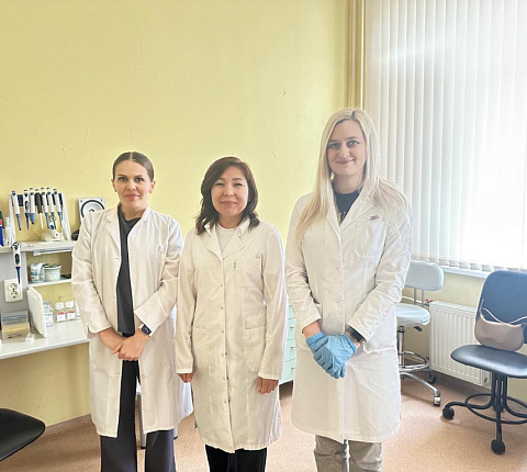 Ученые-биотехнологи из Республики Казахстан прошли обучение по разработке инновационных клеточных продуктов в ГНЦ ФМБЦ им.А.И. Бурназяна ФМБА России
