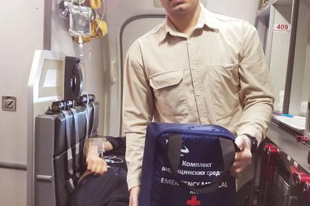 Врач Центра санитарной авиации ГНЦ ФМБЦ им.А.И.Бурназяна ФМБА России спас пассажира, которому стало плохо на рейсе Москва-Ставрополь