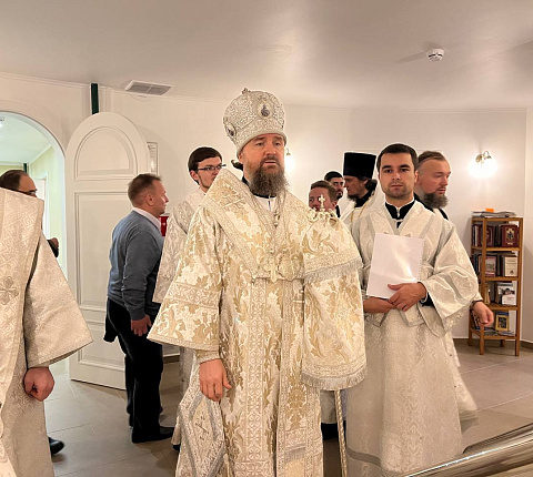 Григорий, митрополит Воскресенский, совершил Великое освящение больничного храмового корпуса ФМБЦ им. А.И. Бурназяна ФМБА России