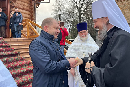 Григорий, митрополит Воскресенский, совершил Великое освящение больничного храмового корпуса ФМБЦ им. А.И. Бурназяна ФМБА России