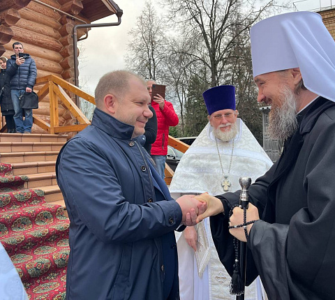 Григорий, митрополит Воскресенский, совершил Великое освящение больничного храмового корпуса ФМБЦ им. А.И. Бурназяна ФМБА России