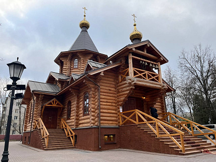 Григорий, митрополит Воскресенский, совершил Великое освящение больничного храмового корпуса ФМБЦ им. А.И. Бурназяна ФМБА России